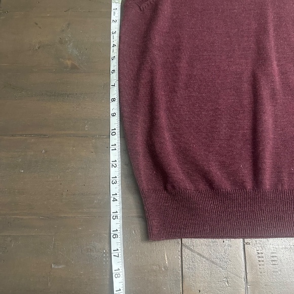 Express men’s top/vest - Picture 7 of 10